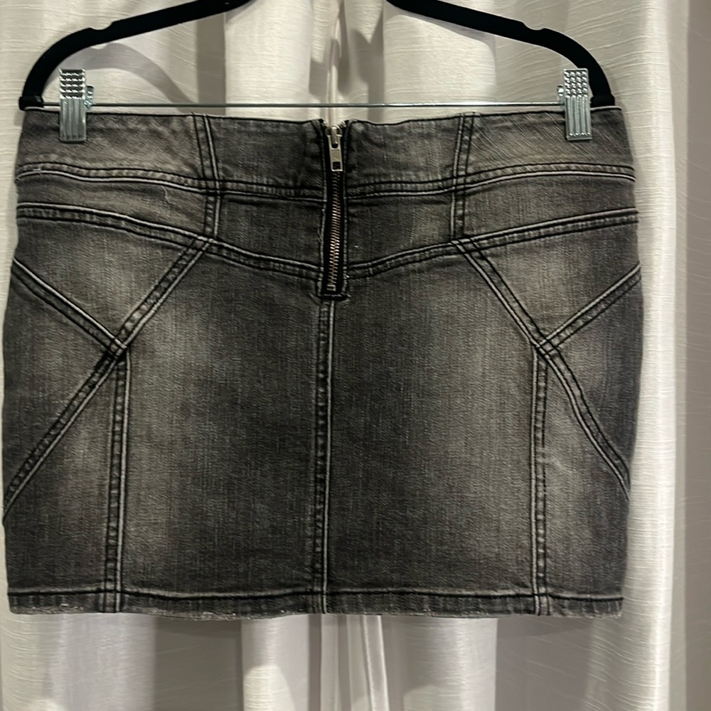 Gray denim skirt